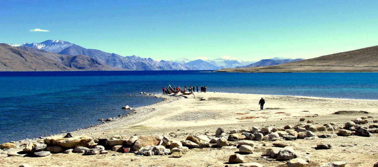 lake_in_ladakh